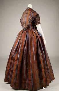 19世紀美國服飾的實物圖鑒 風(fēng)格演變與文化印記