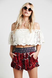 服裝 從御寒蔽體到自我表達(dá)的藝術(shù)